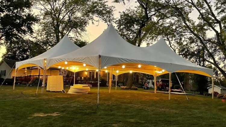 40’ x 40’  MARQUEE TENT RENTAL